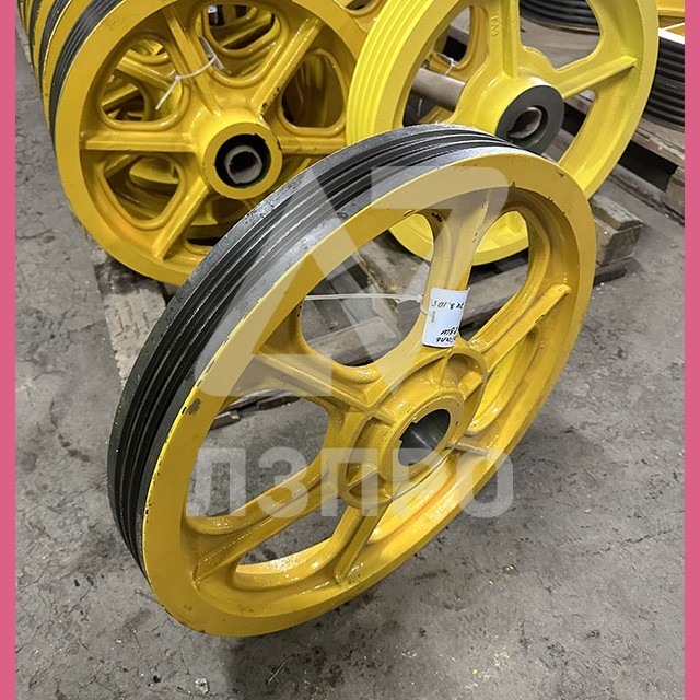 Шкив канатоведущий (575 мм, канаты 3x10, 5 мм) ZAA260D1 13VTR