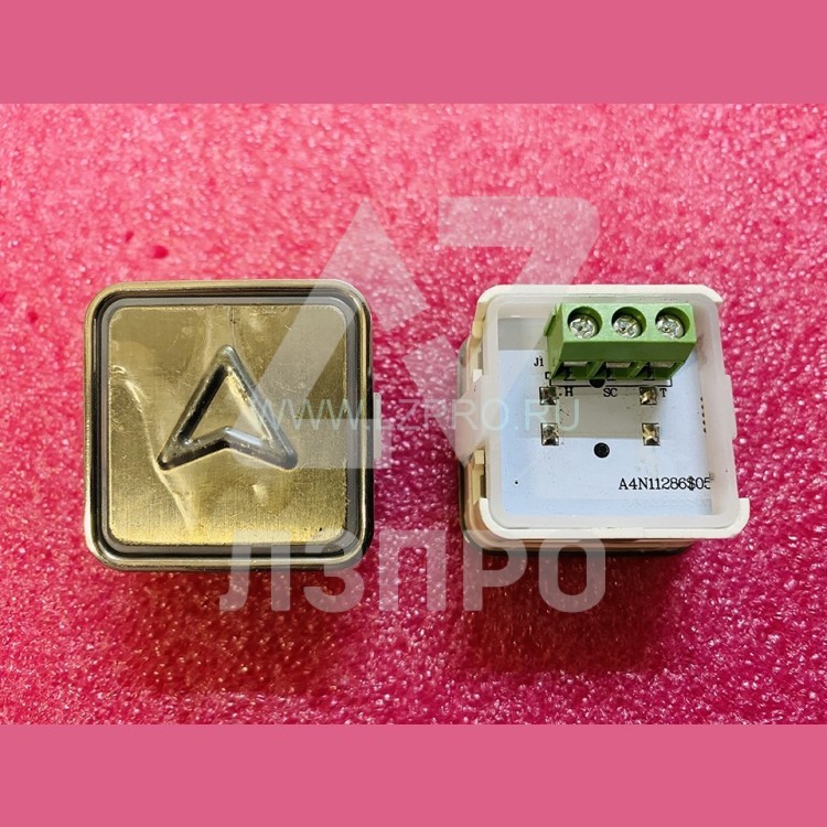 Кнопочный модуль A4N11286$05 квадрат. "Стрелка" 24v красн. подсветка ЩЛЗ