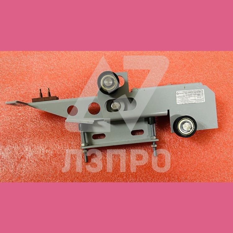 Замок двери шахты правый ЗУ1 C-BG.MB06.B000 Technos
