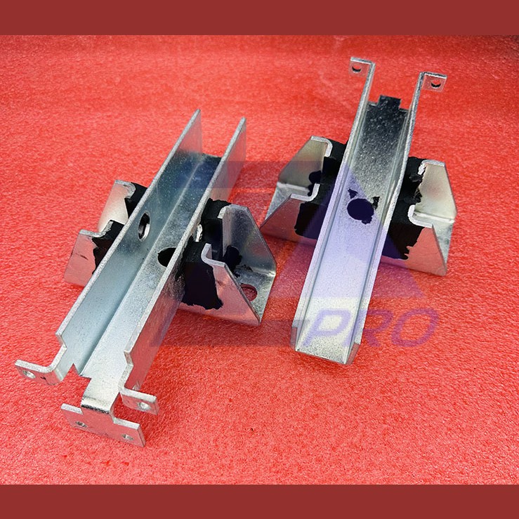 Башмак направляющей кабины F0237DS3 L-200мм Otis
