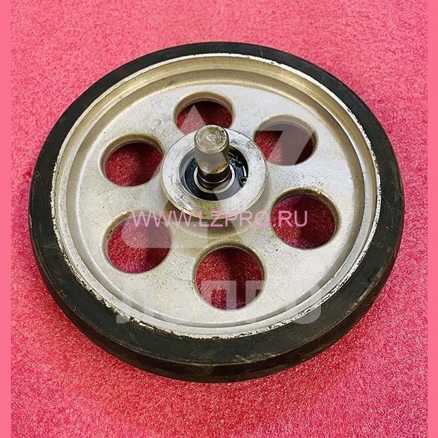 Ролик башмака RG200 d=200мм с осью W=38mm KM168962G01