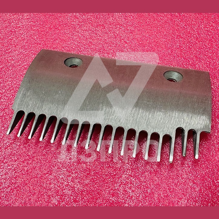 Гребенка левая эскалатора SCE алюминиевая 17 зубьев 158x100mm 2L11531-L LG Sigma