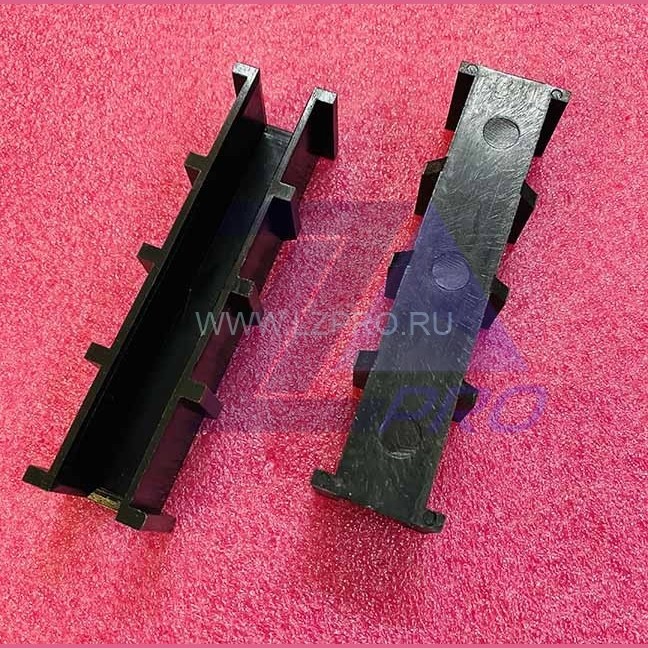 Вкладыш башмака T-16 мм L-130 мм с рёбрами KM850220G01 Kone
