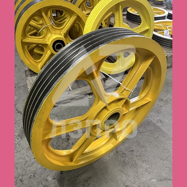 Шкив канатоведущий (575 мм, канаты 4x10 мм) TO260AK2 13VTR