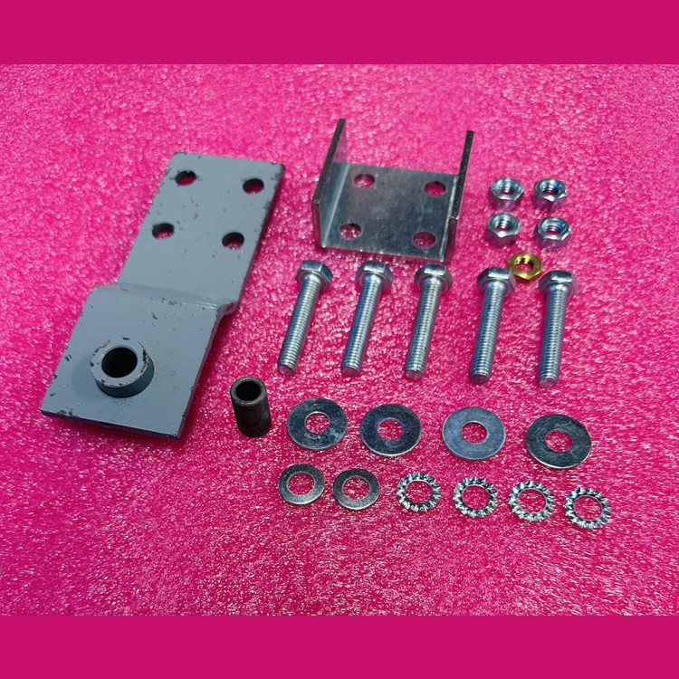 Кронштейн крепления механизма открывания привода 9550 F02215Z774 Otis